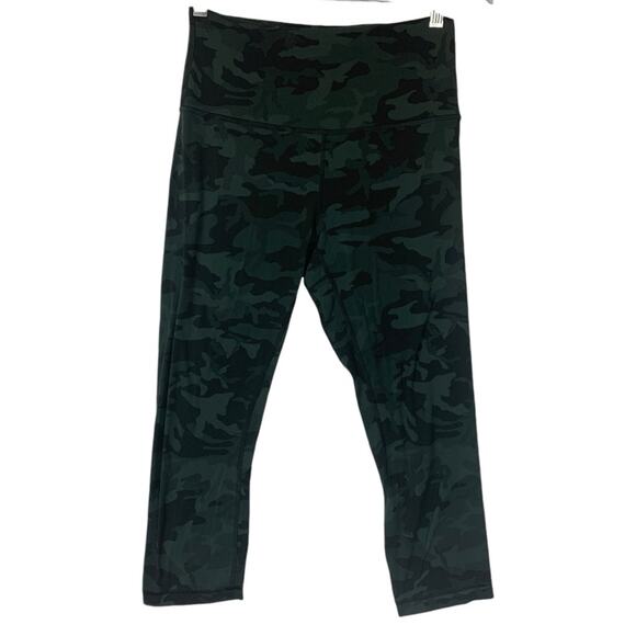 Lululemon womens size 8 wunder under crop leggings camo black soot athletic gym - Picture 1 of 7